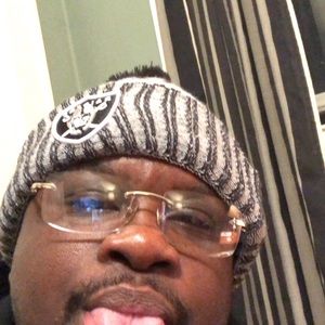 Meet your Posher, Marques